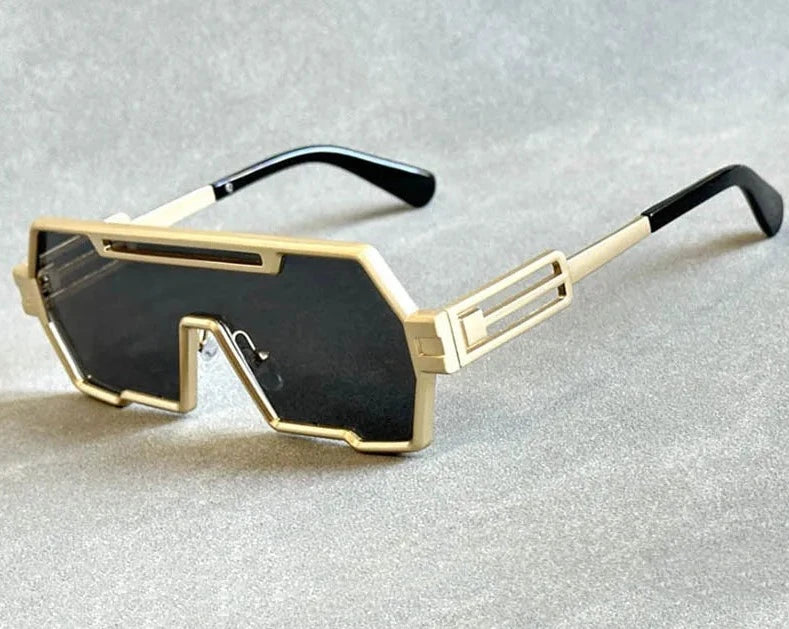 Timeless Retro Sunglasses